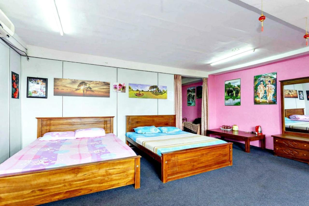 The Beehive Colombo Hotel ภายนอก รูปภาพ