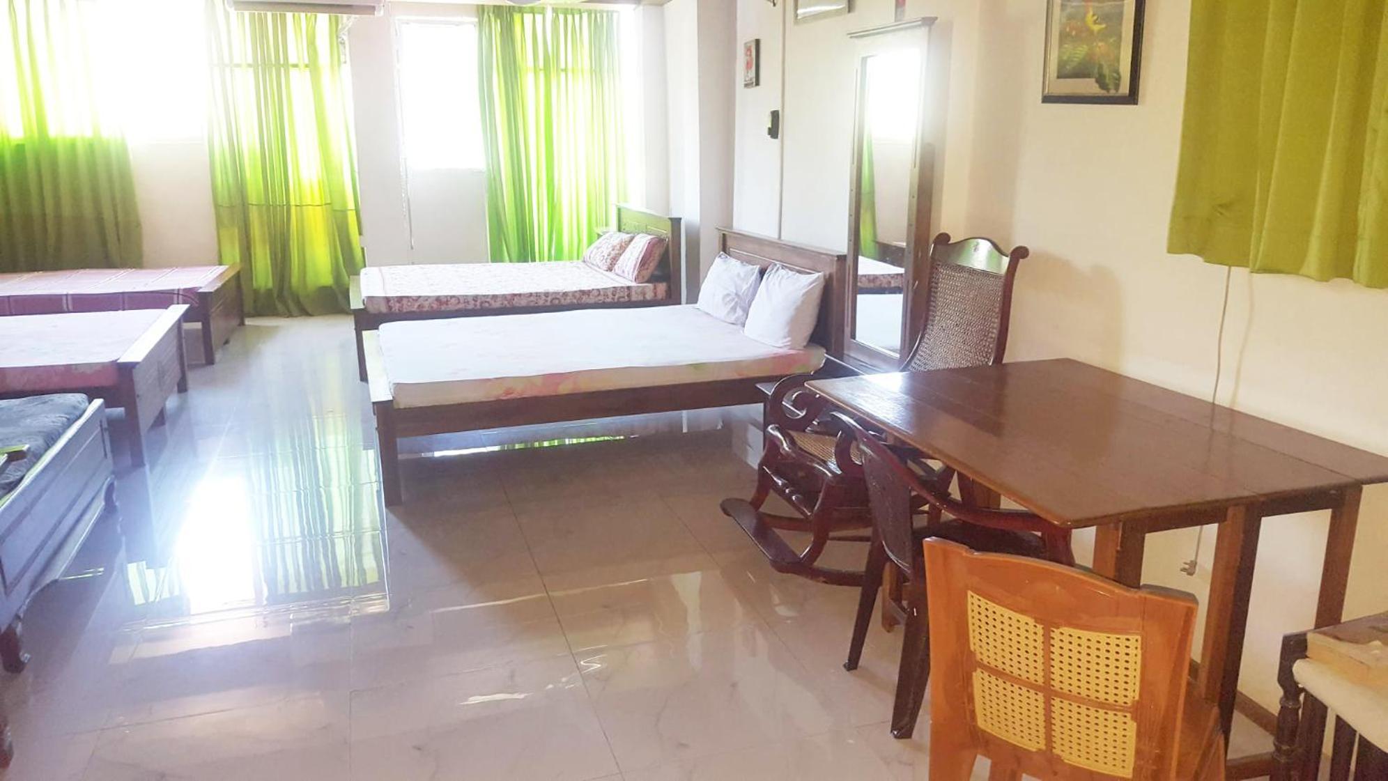 The Beehive Colombo Hotel ภายนอก รูปภาพ