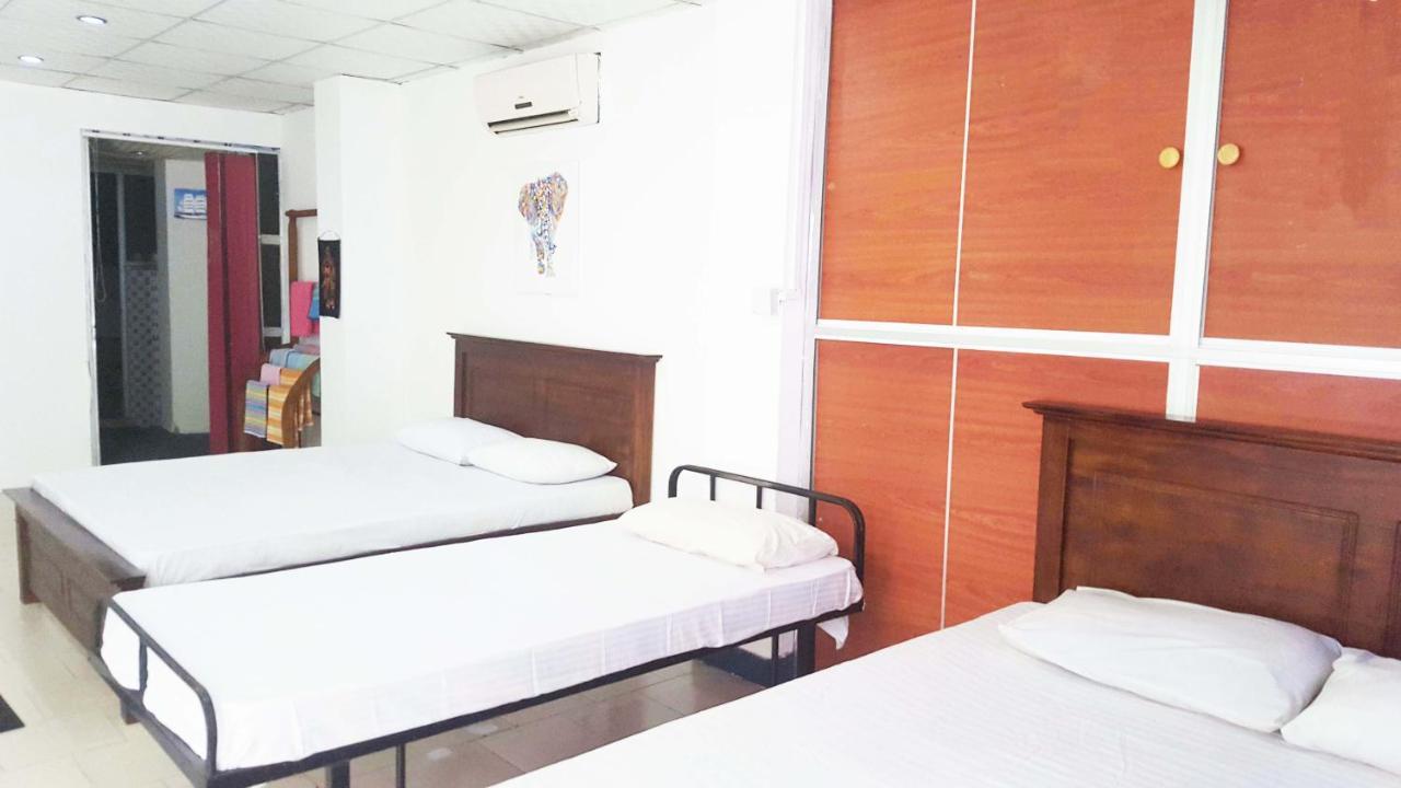 The Beehive Colombo Hotel ภายนอก รูปภาพ